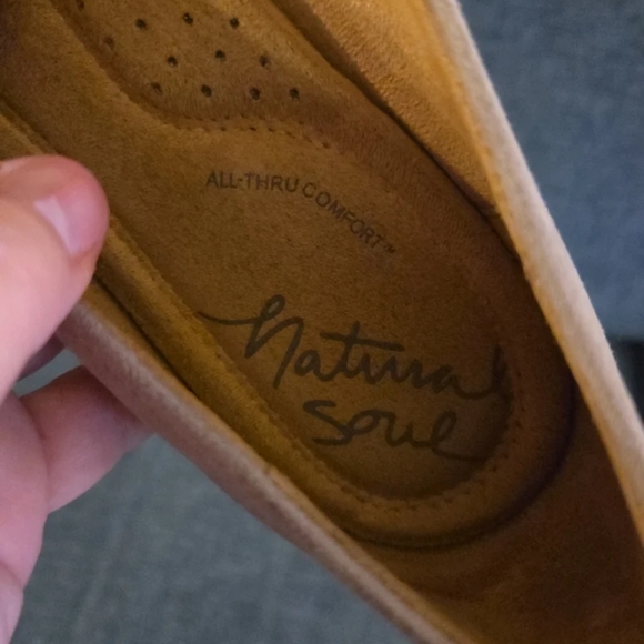 Natural Soul Women's Beige Loafers - Picture 4 of 5